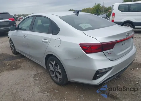 2020 Kia Forte Lxs z USA, uszkodzony, nr VIN 3KPF24AD3LE153884